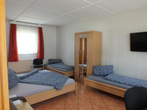 Bungalow 1, Pruchten